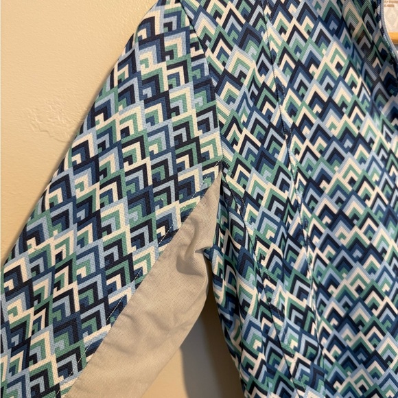 Ariat Ladies Sunstopper 2.0 1/4 Zip Baselayer Shirt Blue Geometric Design XS - Picture 3 of 12